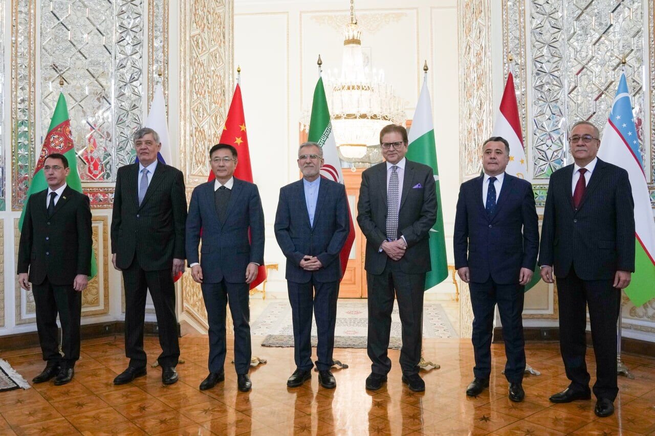 استقبال افغانستان از نشست همسایگان این کشور در ایران استقبال افغانستان از نشست همسایگان این کشور در ایران