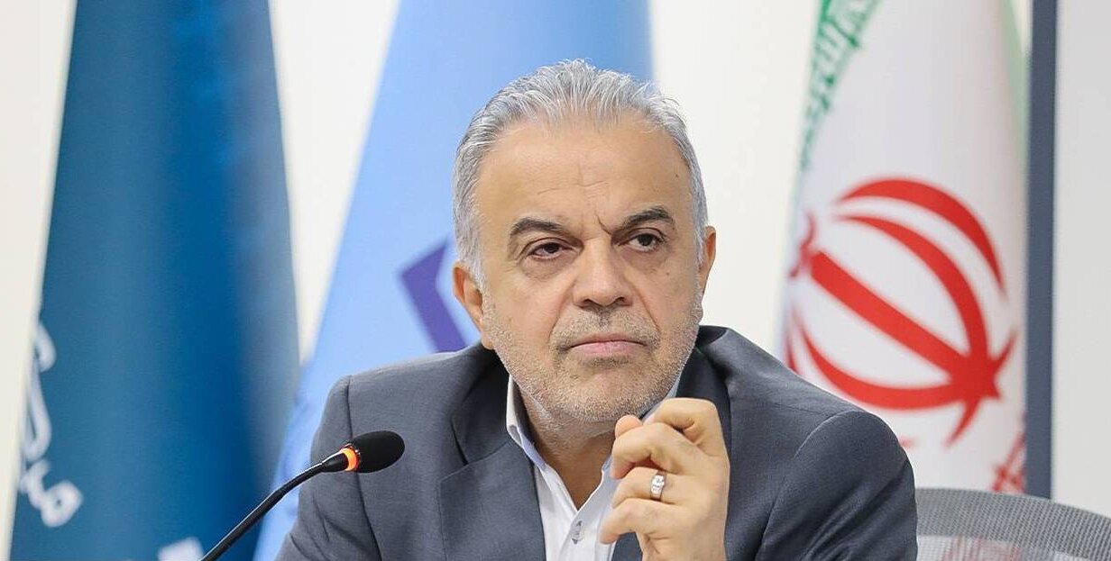 اقتصاد ایران سالهاست در شرایط جنگ اقتصادی قرار دارد اقتصاد ایران سالهاست در شرایط جنگ اقتصادی قرار دارد