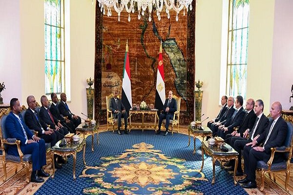 تاکید ژنرال البرهان و السیسی بر ضرورت توقف جنایات علیه مردم سودان تاکید ژنرال البرهان و السیسی بر ضرورت توقف جنایات علیه مردم سودان