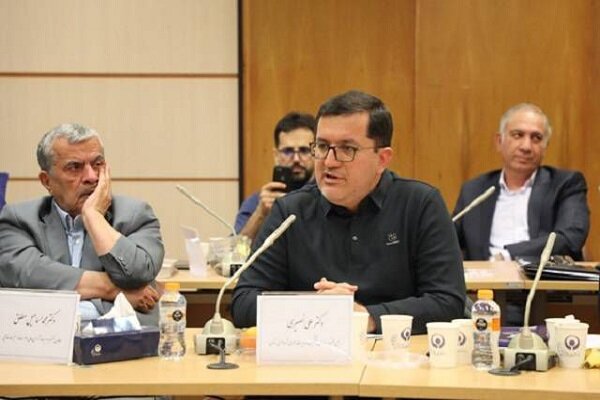 رونمایی از سند جامع مدیریت خطر حوادث و سوانح در نظام سلامت تا افق ۱۴۰۸ رونمایی از سند جامع مدیریت خطر حوادث و سوانح در نظام سلامت تا افق ۱۴۰۸