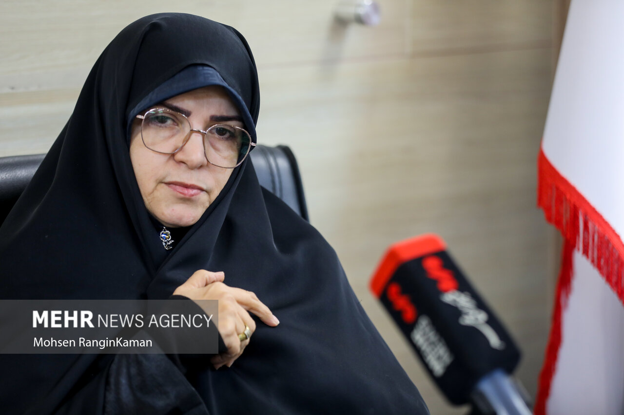 رسانهها چگونه بنیان خانواده ایرانی را تغییر میدهند؟ رسانهها چگونه بنیان خانواده ایرانی را تغییر میدهند؟