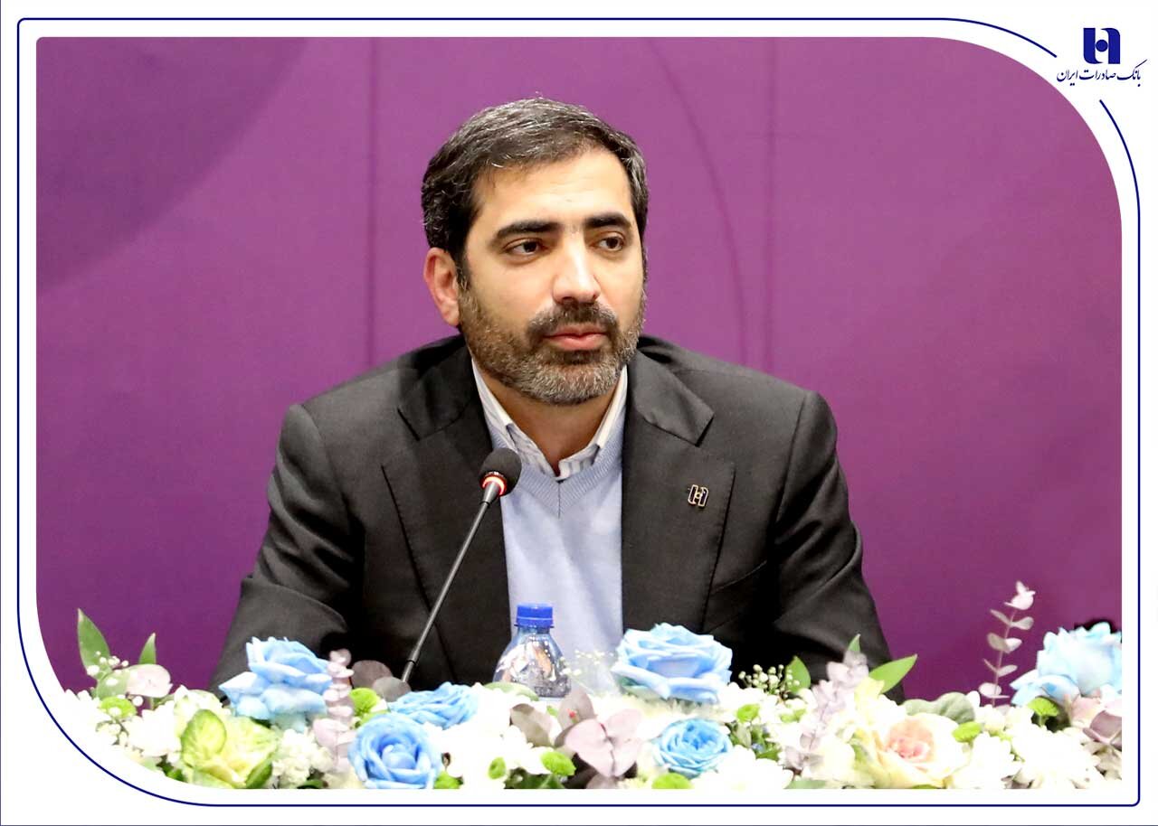 بانک صادرات برای بهبود حاشیه سود پتروشیمی ابزارهای نوین در اختیار دارد بانک صادرات برای بهبود حاشیه سود پتروشیمی ابزارهای نوین در اختیار دارد