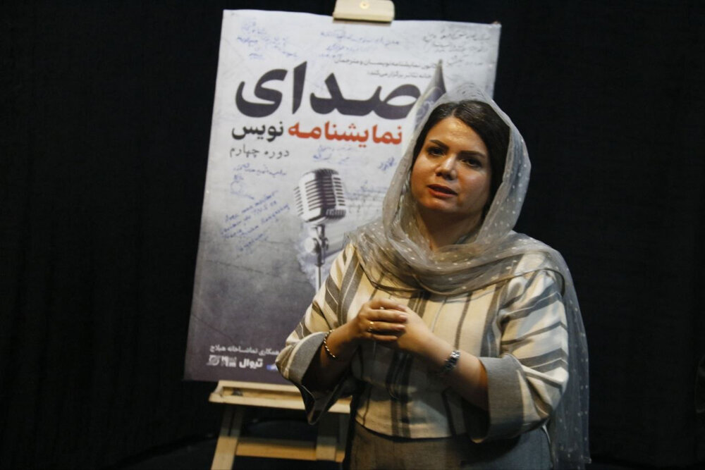 زنان در فضای مردسالار هم هنر خود را نشان دادند؛ گعدههای رفاقتی مردانه زنان در فضای مردسالار هم هنر خود را نشان دادند؛ گعدههای رفاقتی مردانه