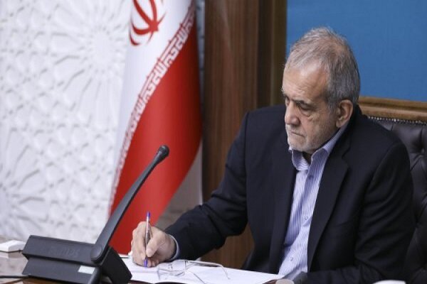 دستور پرشکیان به عراقچی: زمینه مذاکره در فضای عاری از تهدید فراهم شود دستور پرشکیان به عراقچی: زمینه مذاکره در فضای عاری از تهدید فراهم شود