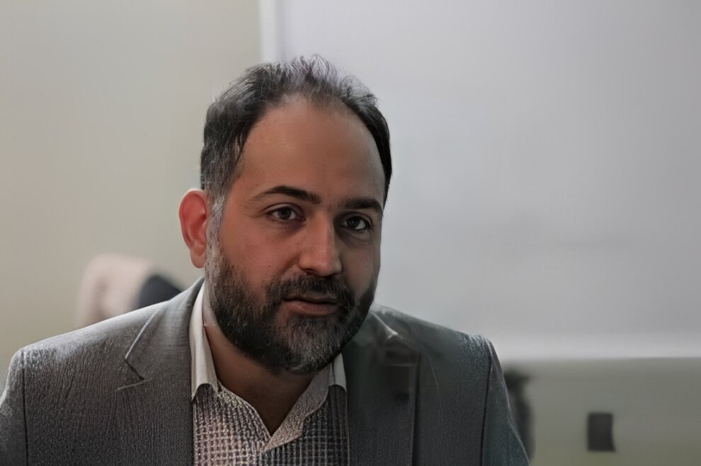 ادبیات برای مدیران رایآور نیست/ برچسب انقلابی، مشکل مخاطب نیست ادبیات برای مدیران رایآور نیست/ برچسب انقلابی، مشکل مخاطب نیست