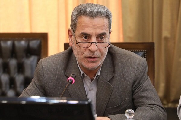 هادیان پور:احتکار نهادههای وارداتی با ارز دولتی خیانت به دامداران است هادیان پور:احتکار نهادههای وارداتی با ارز دولتی خیانت به دامداران است