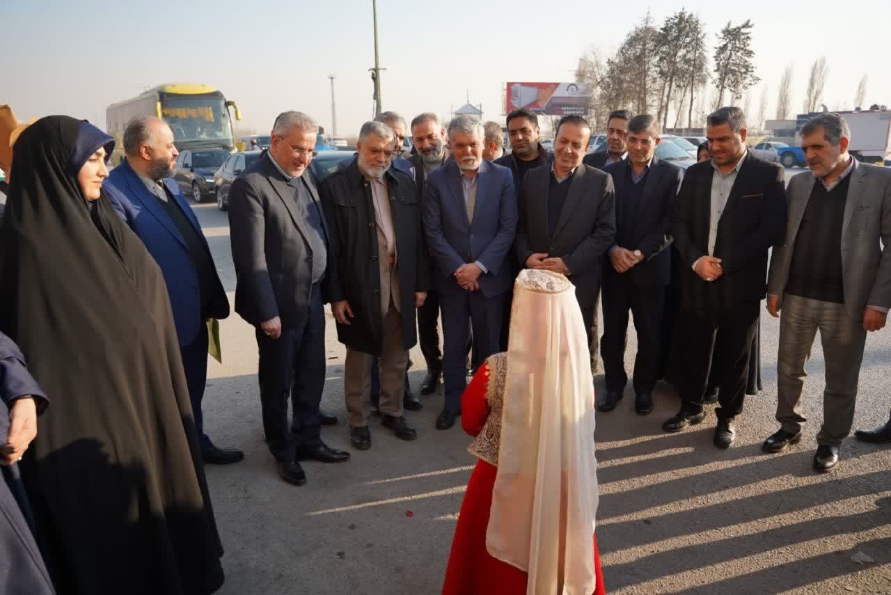 وزیر فرهنگ و ارشاد اسلامی وارد استان قزوین شد وزیر فرهنگ و ارشاد اسلامی وارد استان قزوین شد