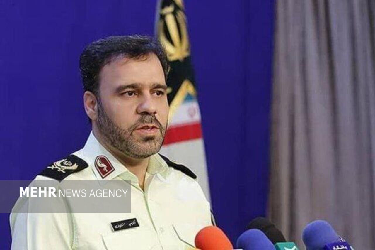 سخنگوی فراجا: پلیس همچنان با قدرت برای حفظ امنیت پایدار تلاش میکند سخنگوی فراجا: پلیس همچنان با قدرت برای حفظ امنیت پایدار تلاش میکند