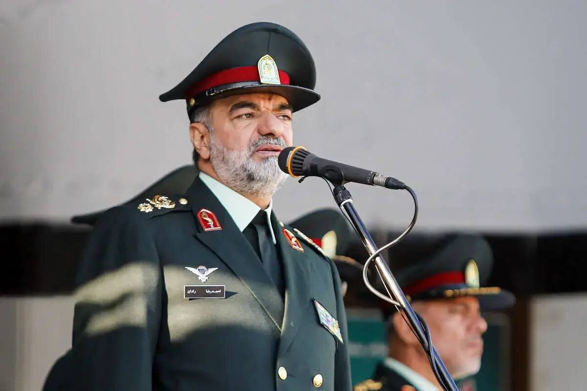 رادان: با خودفروخته ها و جواسیس مانند دشمن برخورد خواهیم کرد رادان: با خودفروخته ها و جواسیس مانند دشمن برخورد خواهیم کرد