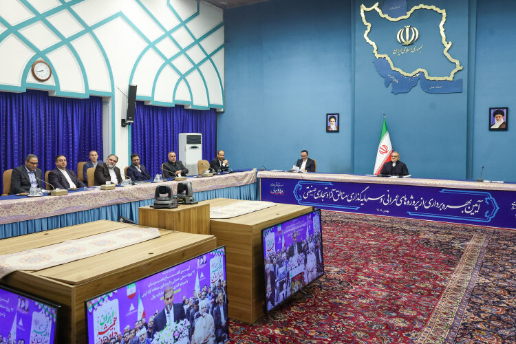 بهرهبرداری از پروژههای عمرانی و گردشگری مناطق آزاد تجاری-صنعتی بهرهبرداری از پروژههای عمرانی و گردشگری مناطق آزاد تجاری-صنعتی