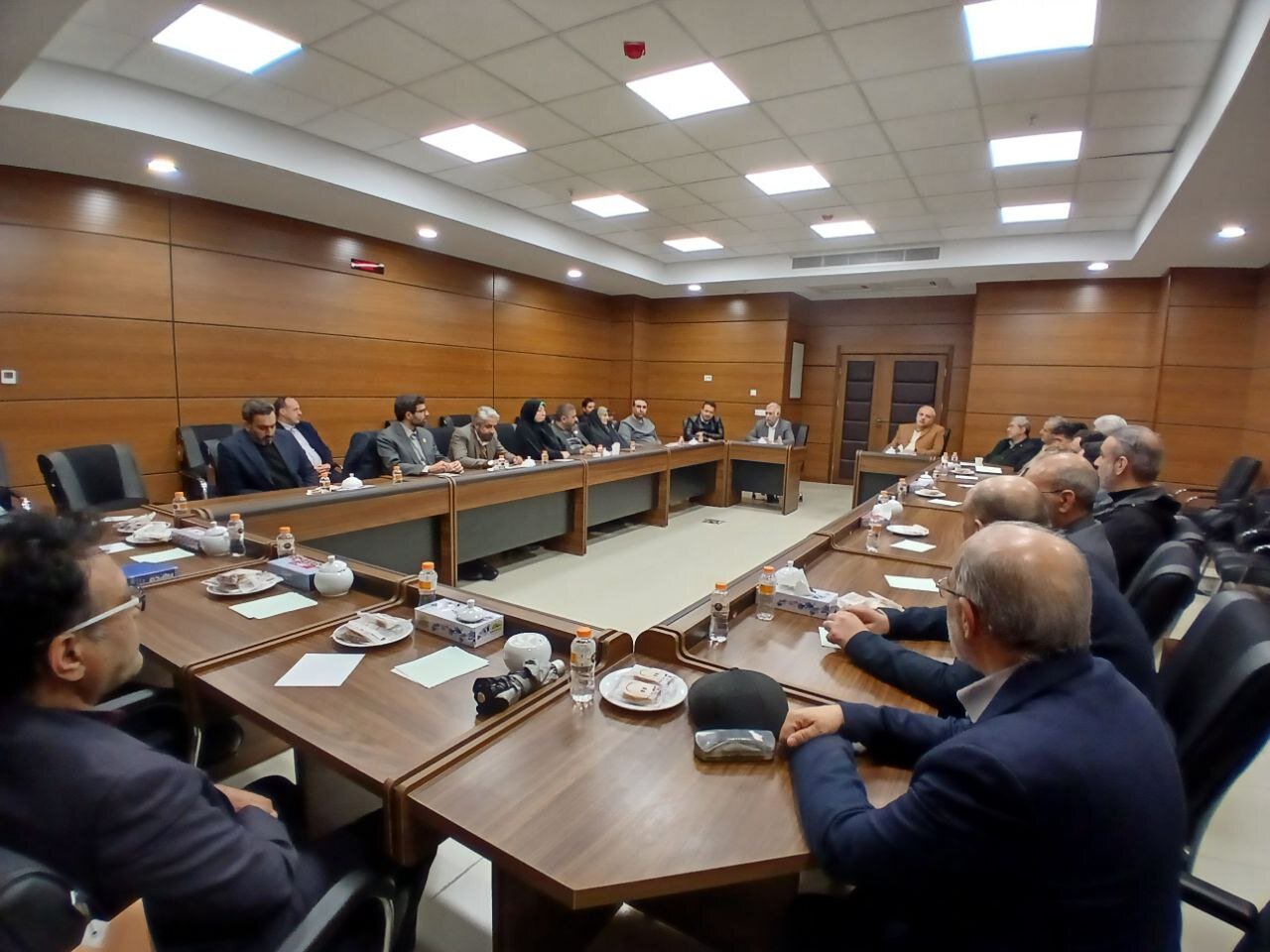 چهارمین جلسه فهرست ائتلاف آوای انقلاب برگزار شد چهارمین جلسه فهرست ائتلاف آوای انقلاب برگزار شد