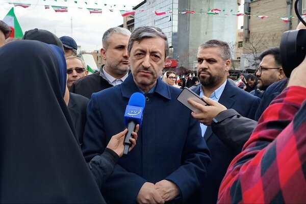 فتاح: مردم همچنان پای انقلاب و نظام ایستادهاند فتاح: مردم همچنان پای انقلاب و نظام ایستادهاند