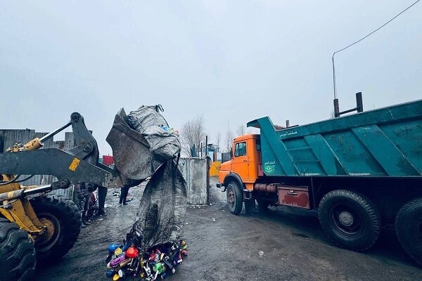 جمعآوری بیش از ۴ تن پسماند خشک غیرمجاز در منطقه ۱۹ جمعآوری بیش از ۴ تن پسماند خشک غیرمجاز در منطقه ۱۹