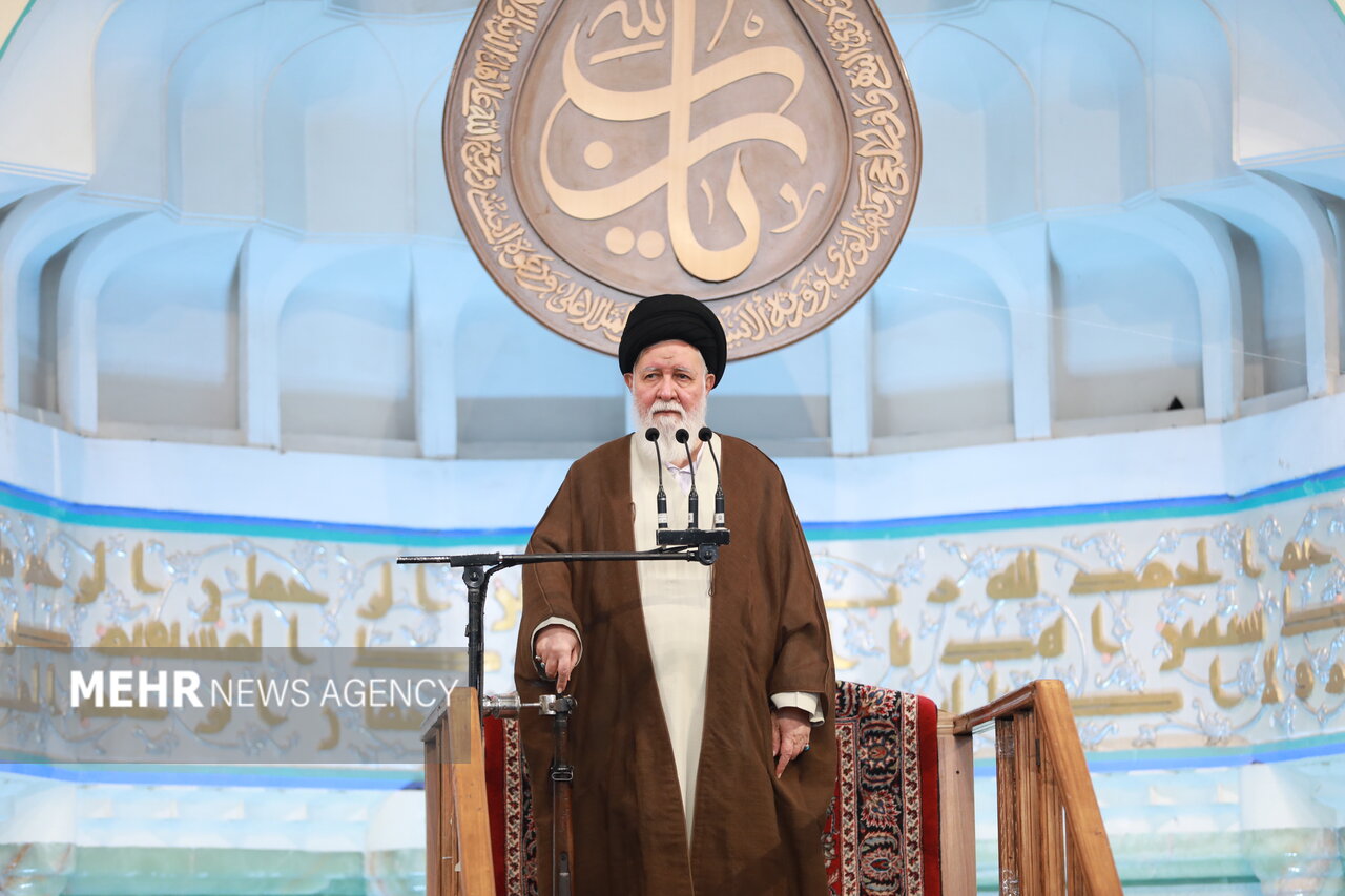 علم الهدی: قدرت خود را دست کم نگیریم علم الهدی: قدرت خود را دست کم نگیریم