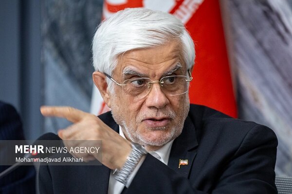عارف: دولت مشکلات بخش خصوصی را پیگیری میکند عارف: دولت مشکلات بخش خصوصی را پیگیری میکند
