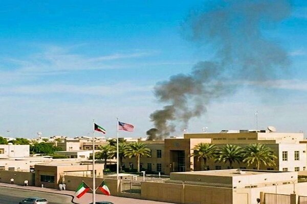 هدف قرار گرفتن سفارت آمریکا در کویت هدف قرار گرفتن سفارت آمریکا در کویت