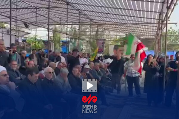 گزارش خبرنگار مهر از مراسم پاسداشت و تقدیر از خانواده شهدای جنگ رمضان گزارش خبرنگار مهر از مراسم پاسداشت و تقدیر از خانواده شهدای جنگ رمضان