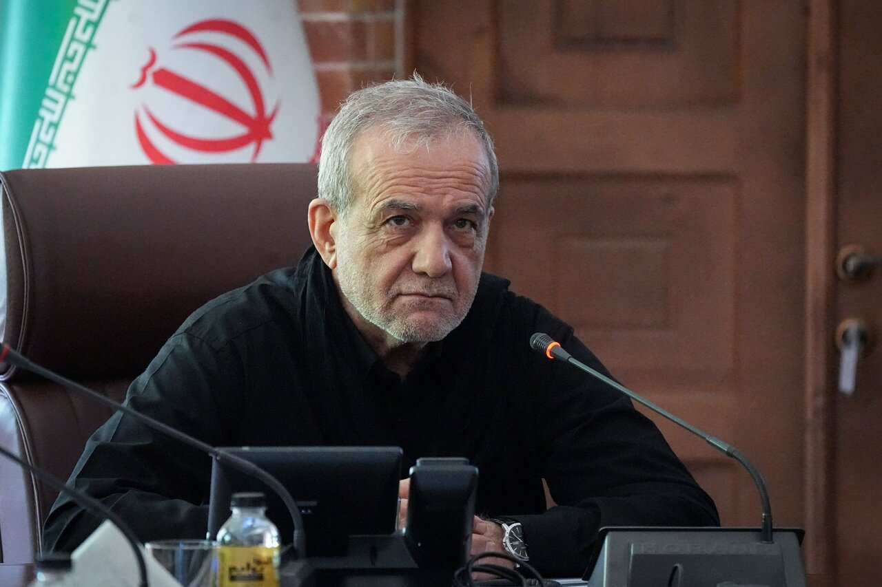 پزشکیان: اگر طرف آمریکایی به تفاهمنامه پایبند باشد، ما هم خواهیم بود پزشکیان: اگر طرف آمریکایی به تفاهمنامه پایبند باشد، ما هم خواهیم بود