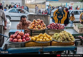 دست فروشی در پیاده روهای مریوان