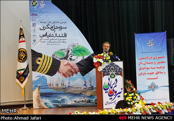 مناطق آزاد از اهداف خود دور شده اند