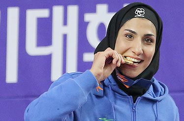 اولین مدال بانوان ایران به دست آمد/ مدال برنز بر گردن عباسعلی اولین مدال بانوان ایران به دست آمد/ مدال برنز بر گردن عباسعلی