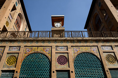 ساخت بنای تجاری دیوار به دیوار کاخ موزه گلستان