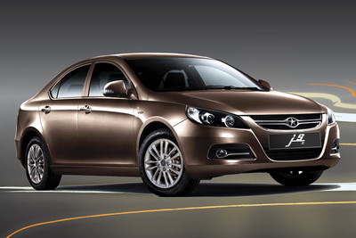 شركة "كرمان موتور" لتصنيع السيارات تبدا بتصدير منتجاتها الی العراق