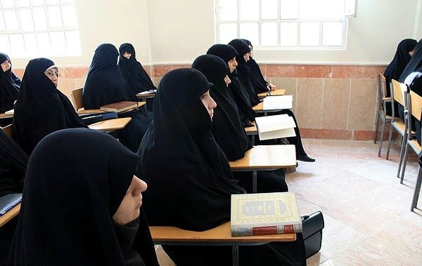 ثبت نام حوزه های علمیه خواهران تهران آغاز شد
