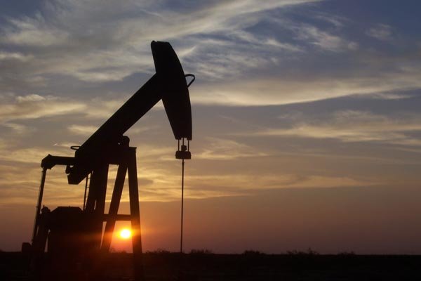 ردپای آمریکا در دستکاری بازار نفت/ بازار آماده نفت 30 دلاری می‌شود