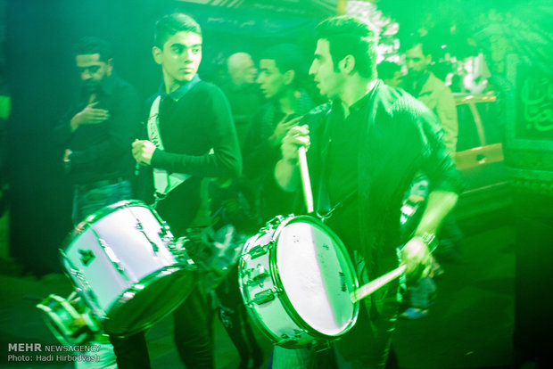 همنوا با عزاداران حسینی