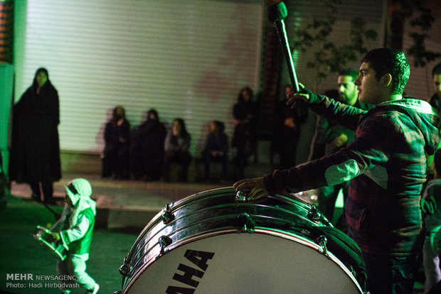 همنوا با عزاداران حسینی