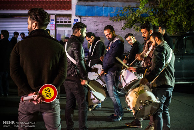 همنوا با عزاداران حسینی