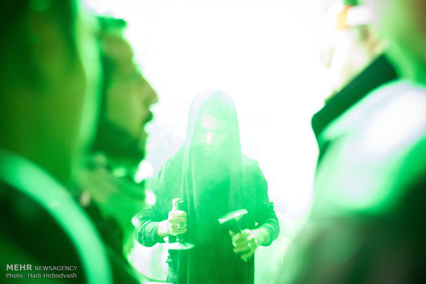 همنوا با عزاداران حسینی