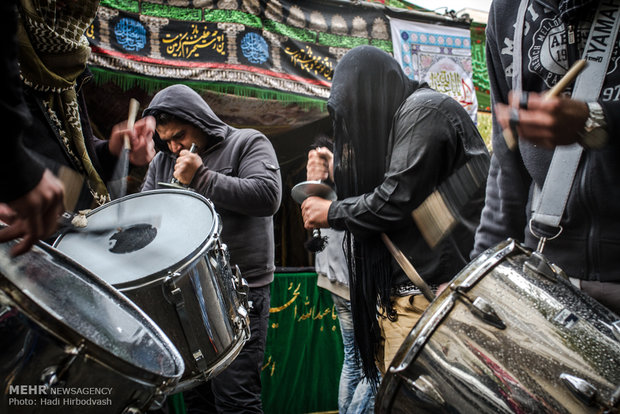 همنوا با عزاداران حسینی