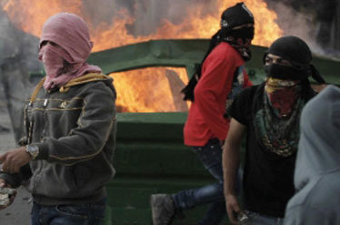 درگیری های شدید در جنوب بیت المقدس/ نتانیاهو جلسه اضطراری تشکیل داد