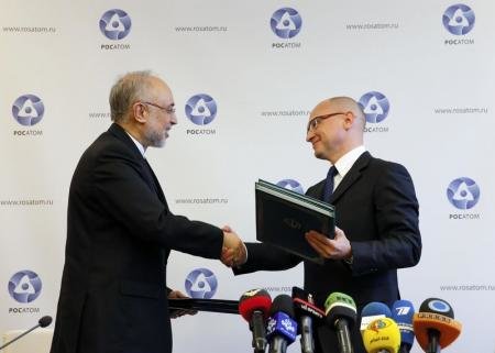 ایران و روسیه قرارداد دو نیروگاه اتمی جدید امضا کردند/ برنامه ساخت 5 نیروگاه اتمی در بوشهر
