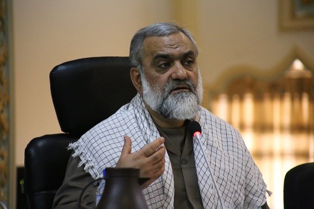 دولت طرفدار سلطه بیگانگان بر فضای مجازی است دولت طرفدار سلطه بیگانگان بر فضای مجازی است