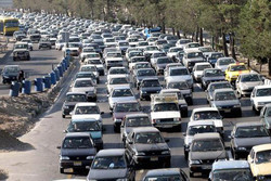 افزایش ۱۱ درصدی ترددهای جاده‌ای/ ترافیک سنگین آزادراه کرج-تهران