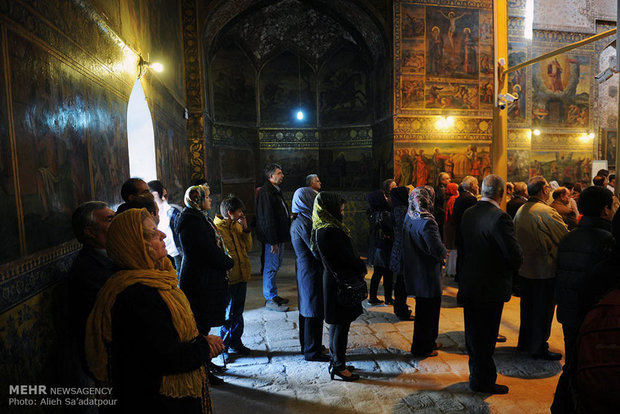مراسم تعمید حضرت مسیح(ع) در کلیسای بیت اللحم اصفهان