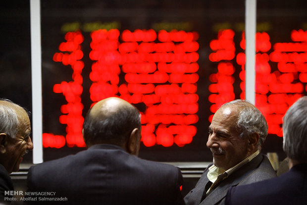 ۷۱.۳ میلیاردتومان سهام در بورس تهران معامله شد