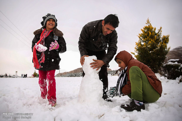 بارش برف در کرمان