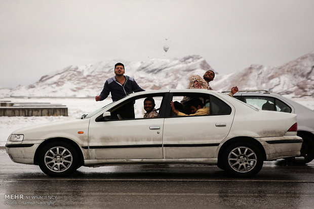 بارش برف در کرمان