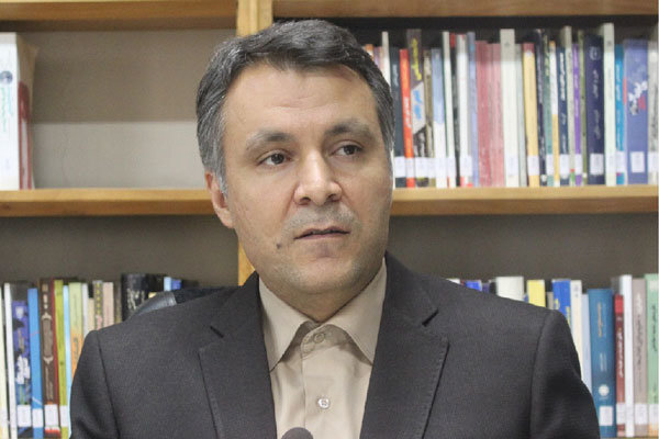 تولید علم کشور نسبتی با مسائل جامعه ندارد/ انزوای علم از جامعه