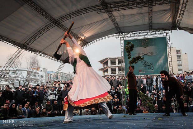 سی و سومین جشنواره بین المللی تئاتر فجر