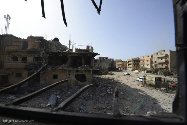 غارات مكثفة على معاقل داعش في بنغازي
