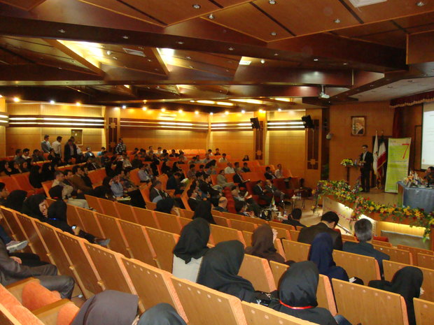 همایش کاریابی ویژه پناه جویان تبعه افغانستان در مشهد برگزار شد