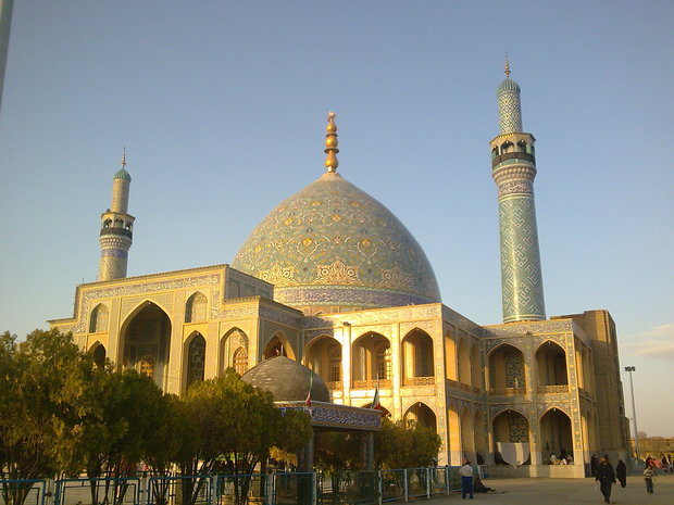 انجام سالانه ۷۰میلیارد تومان فعالیت عمرانی در بقاع متبرکه اصفهان 