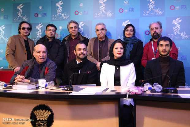 «رخ دیوانه» همچنان در صدر آرای تماشاگران جشنواره فیلم فجر