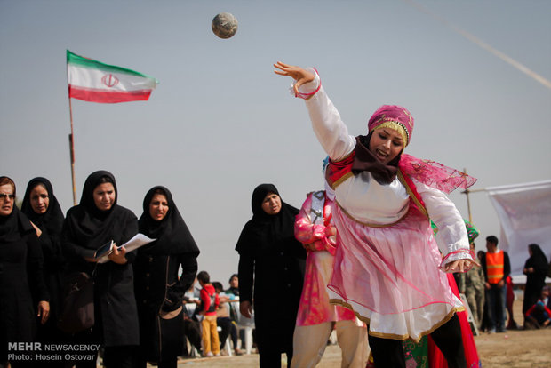 جشنواره المپیاد بازیهای بومی محلی جنوب کشور در تنگستان برگزار شد