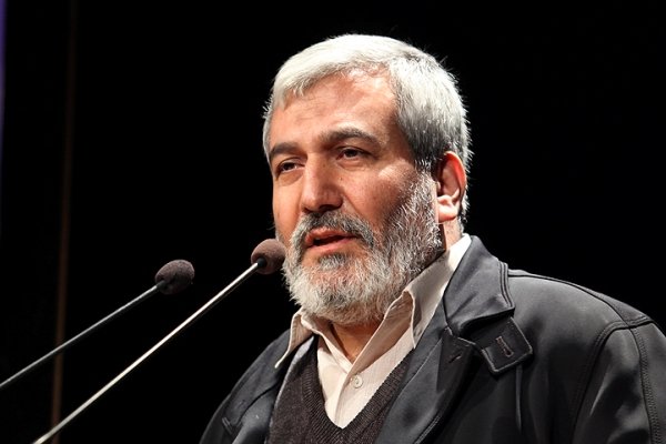 نویسندگان و شاعرانی که در سال ۱۴۰۰ راهی خانه ابدی شدند